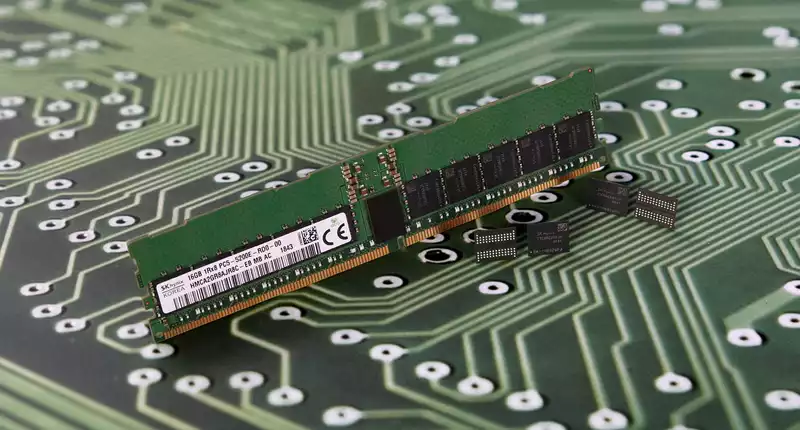 DDR5 Memory to Go into Mass Production This Year, Paving the Way for 8,400 Mbps Kits