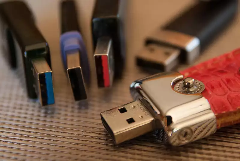 This guy made a USB kill switch for a laptop for $20.