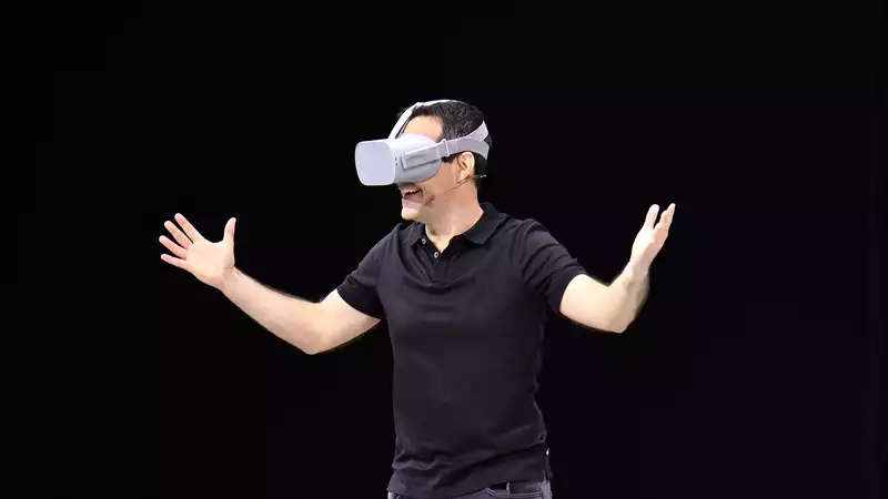 Oculus head Hugo Barra leaves Facebook.