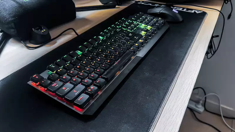 MSI Vigor GK50 Low Profile Gaming Keyboard Review