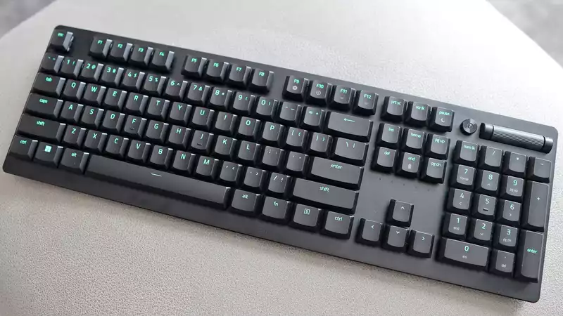 Razer DeathStalker V2 Pro