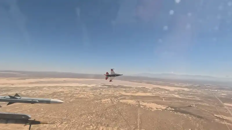 An AI-controlled F-16 approached within 2,000 feet at 1,200 mph and engaged in the first ever dogfight with a human pilot.